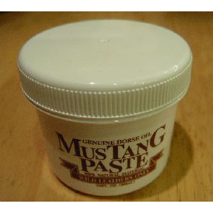 Mustang Paste Horse Oil
