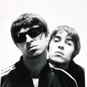 OASIS  “NOEL & LIAM SQUARE PHOTO” T-Shirt
